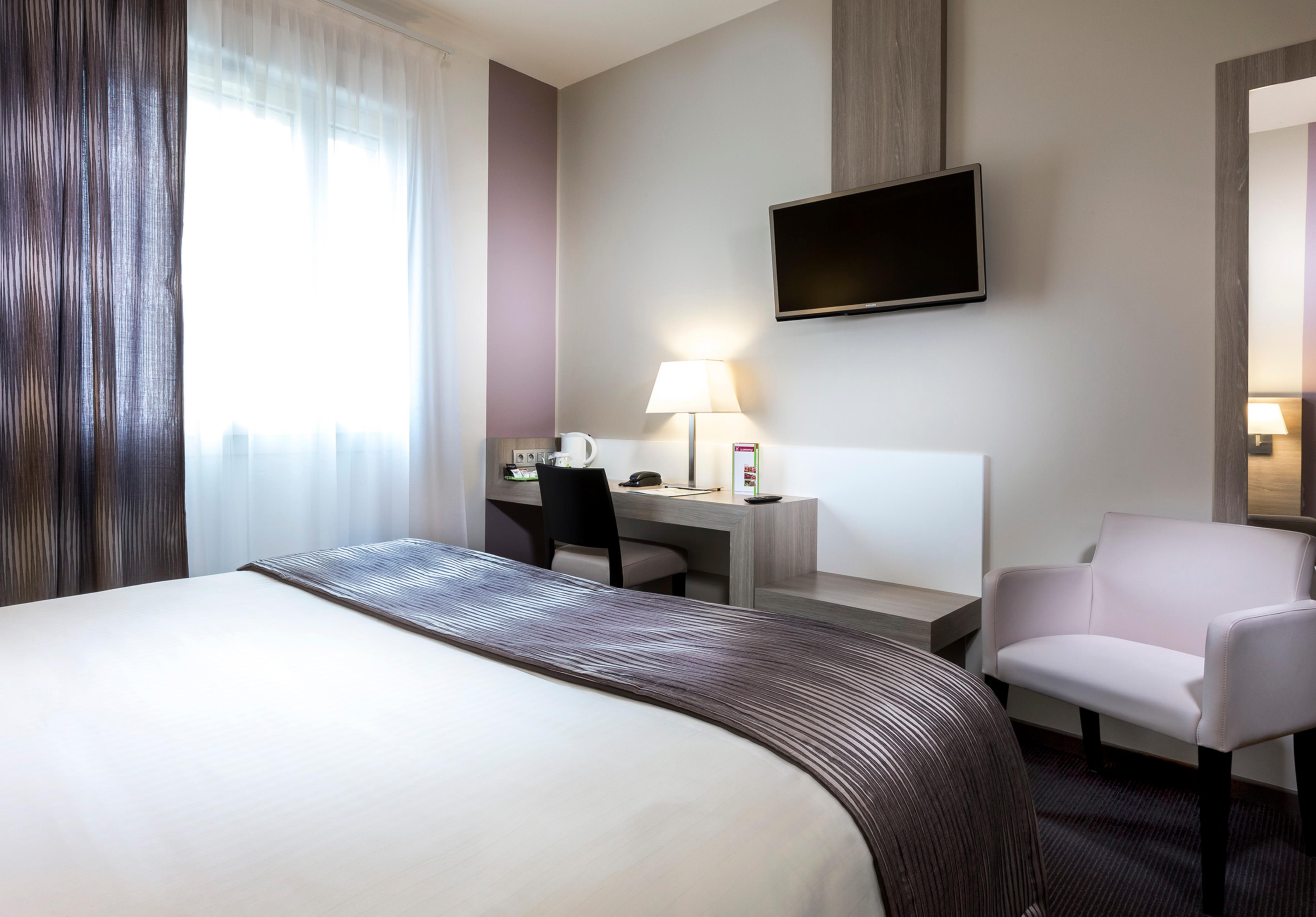 Campanile Metz Nord - Talange Hotel Bagian luar foto