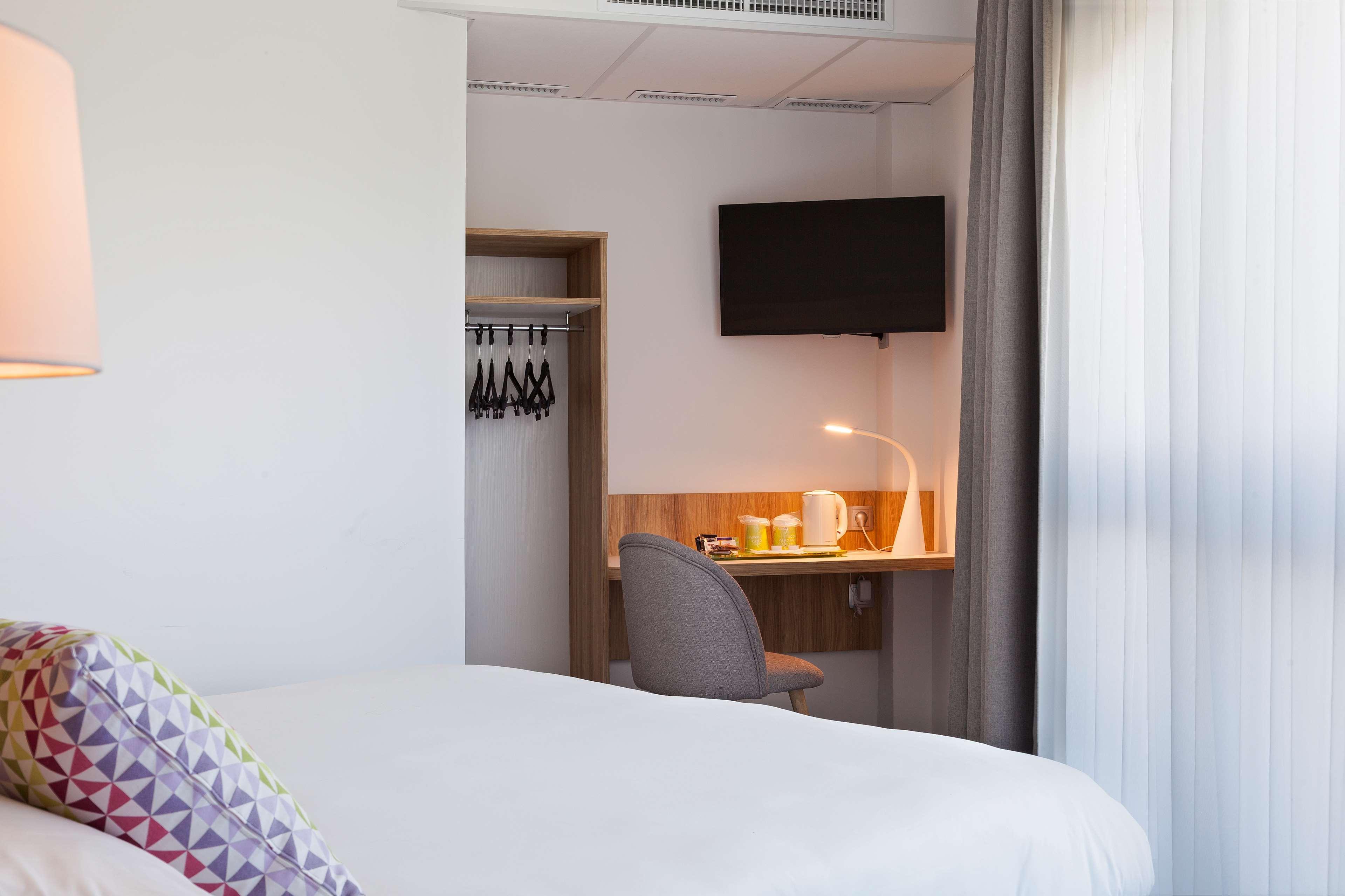 Campanile Metz Nord - Talange Hotel Bagian luar foto