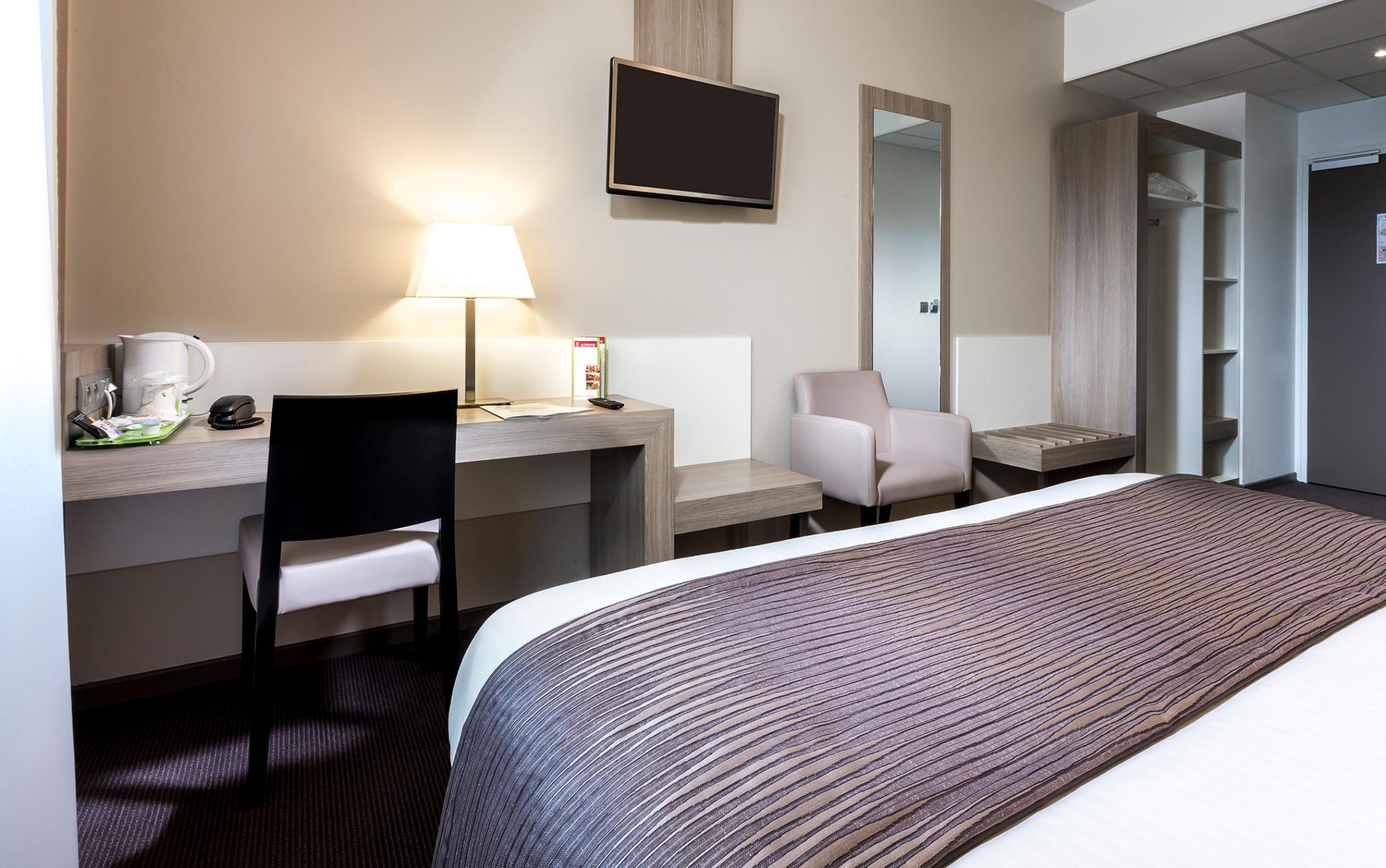 Campanile Metz Nord - Talange Hotel Bagian luar foto
