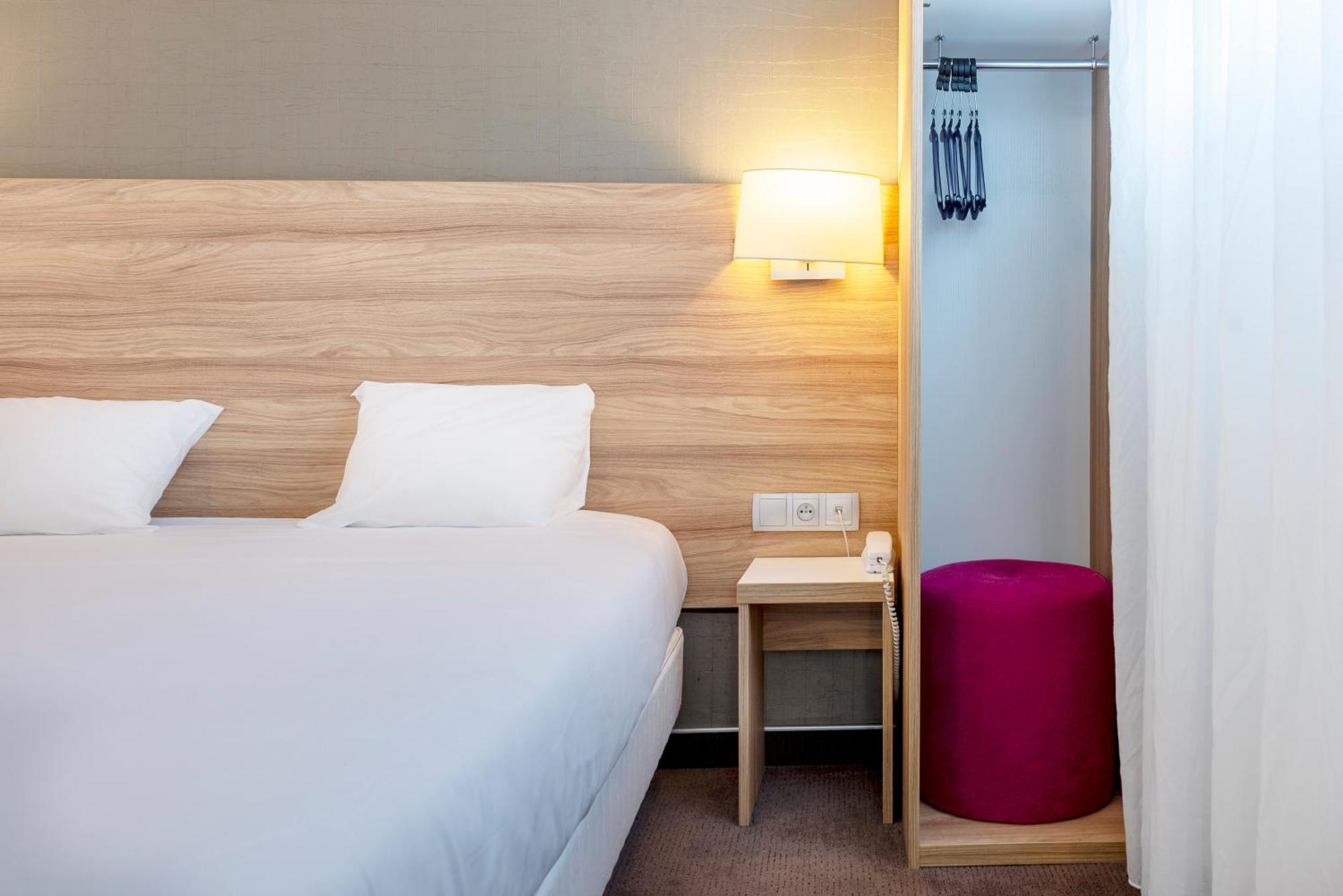 Campanile Metz Nord - Talange Hotel Bagian luar foto